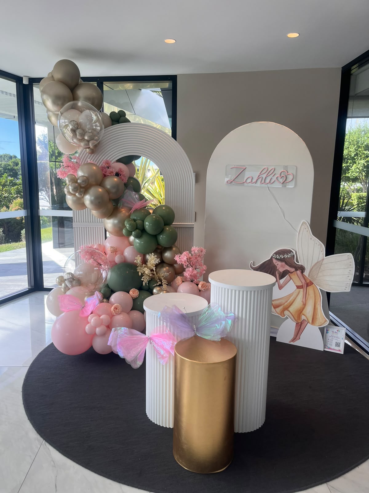 Baby Shower Floral Collection balloon backdrop