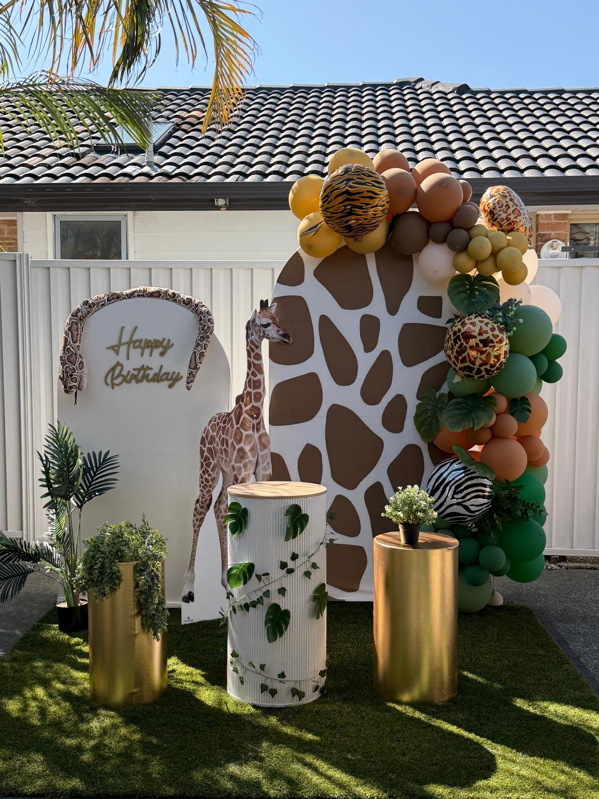 Wild Safari Collection balloon backdrop
